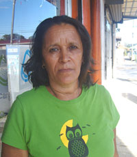 Xinia Baltodano Villarreal Professor Nambí, Nicoya &quot;It&#39;s good that they give the municipality power to decide this. Yes, I am in agreement with prohibiting ... - liqour_Xinia
